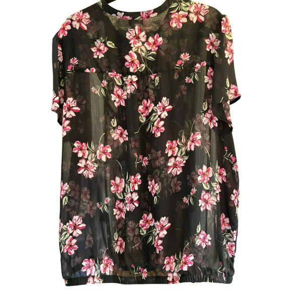 Torrid Women's Black Floral Short Sleeve Plus Size Blouse Size 3 Ruffled Detail - Picture 3 of 4